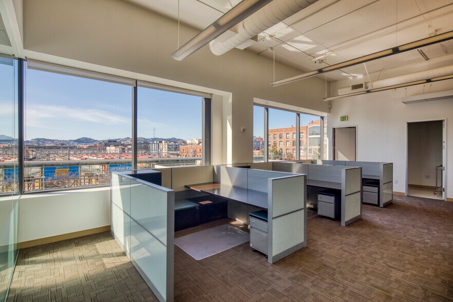 More Photos Of 290 King St, San Francisco Medical For Lease