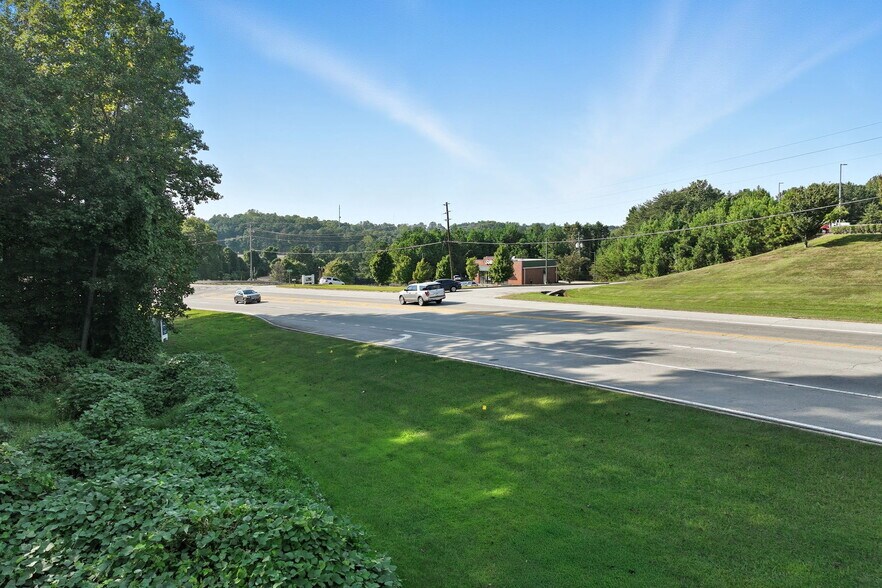 More Photos Of 2252 Jesse Jewell Pky, Gainesville Land For Sale