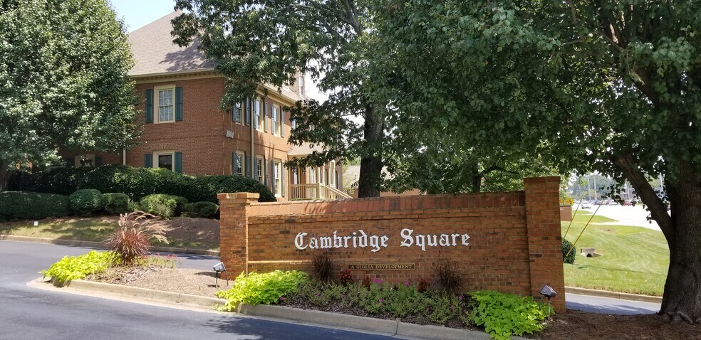 More Photos Of 1040 Cambridge Sq, Alpharetta Office For Sale