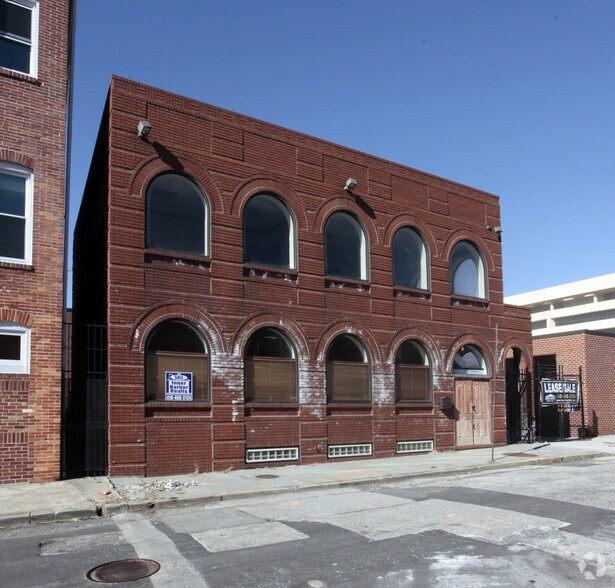 Primary Photo Of 4 N Exeter St, Baltimore Loft Creative Space For Lease