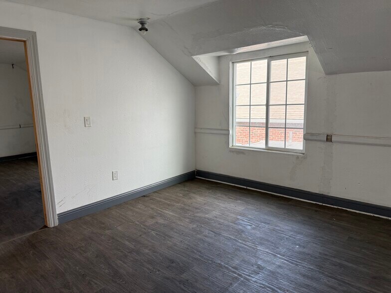 More Photos Of 315 N Sierra Nevada St, Stockton Religious Facility For Lease