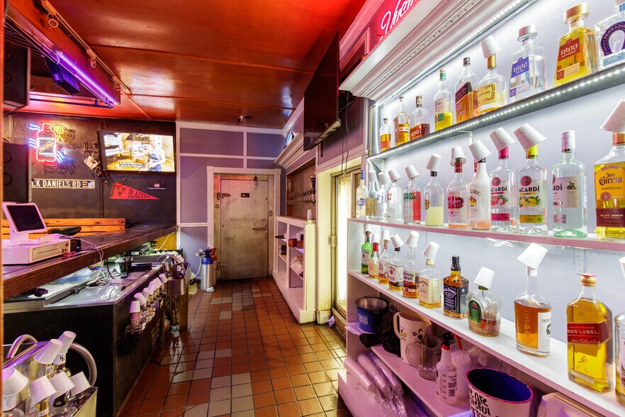 More Photos Of 1903 Baytree Pl, Valdosta Restaurant For Sale