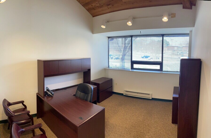 More Photos Of 10015 Old Columbia Rd, Columbia Coworking Space