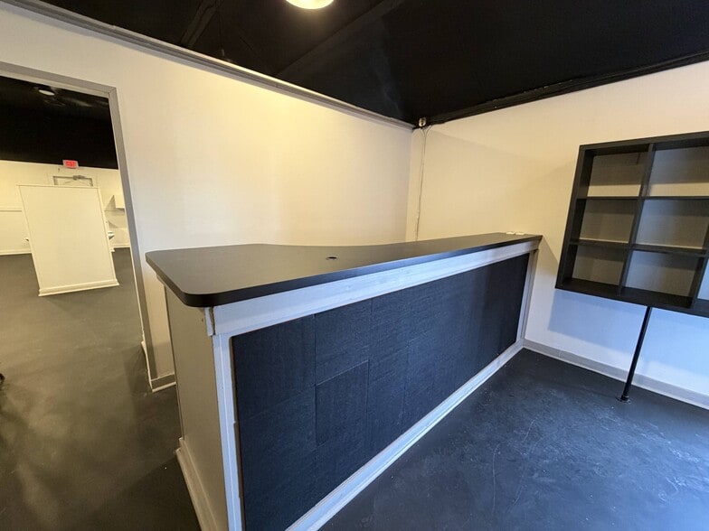 More Photos Of 5759 Princess Anne Rd, Virginia Beach Freestanding For Lease