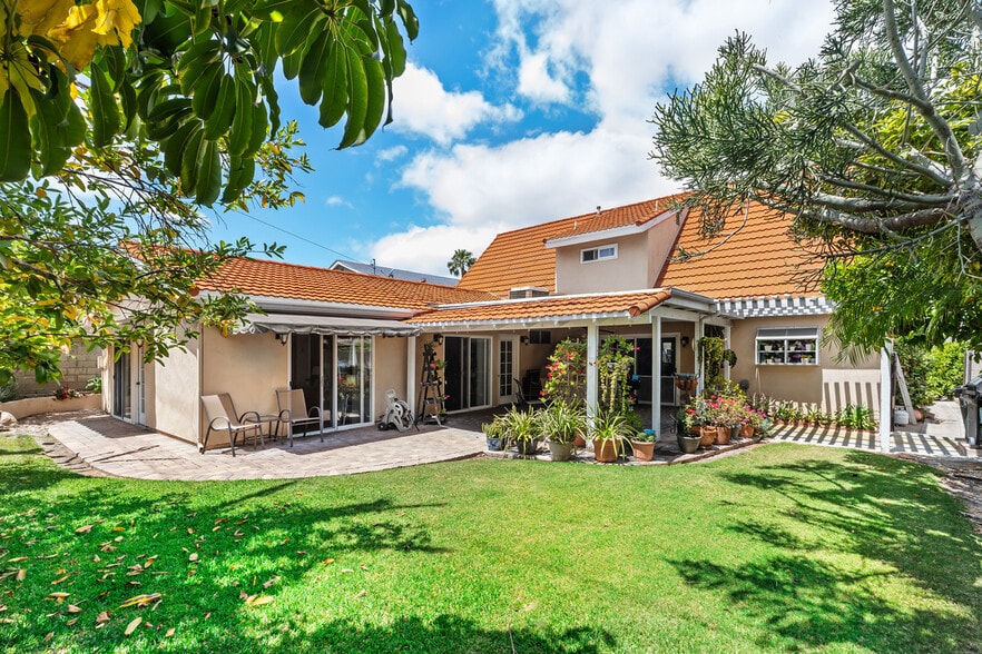 More Photos Of 23672 Cavanaugh Rd, Lake Forest Assisted Living For Sale