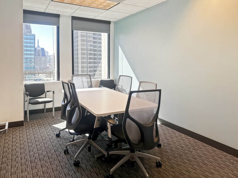 More Photos Of 50 California St, San Francisco Coworking Space