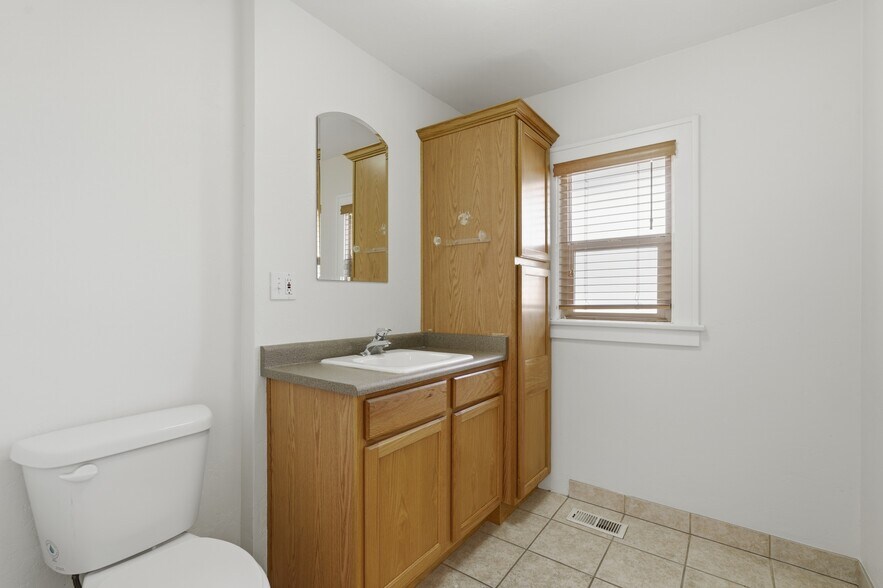 More Photos Of 2155 E 3300 S, Salt Lake City Medical For Lease