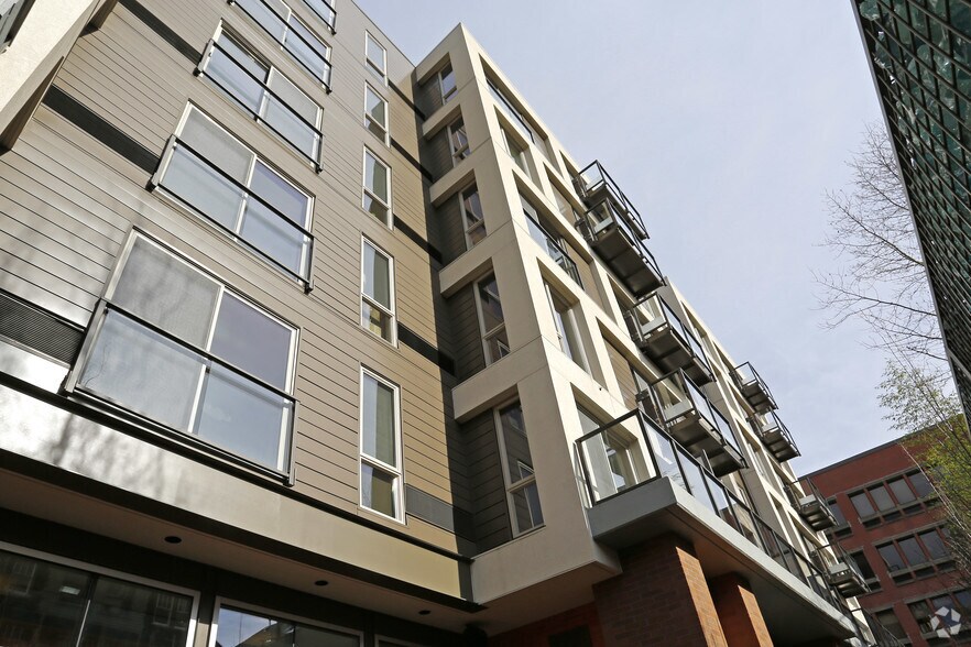 More Photos Of 2240-2250 NW Lovejoy St, Portland Apartments For Lease