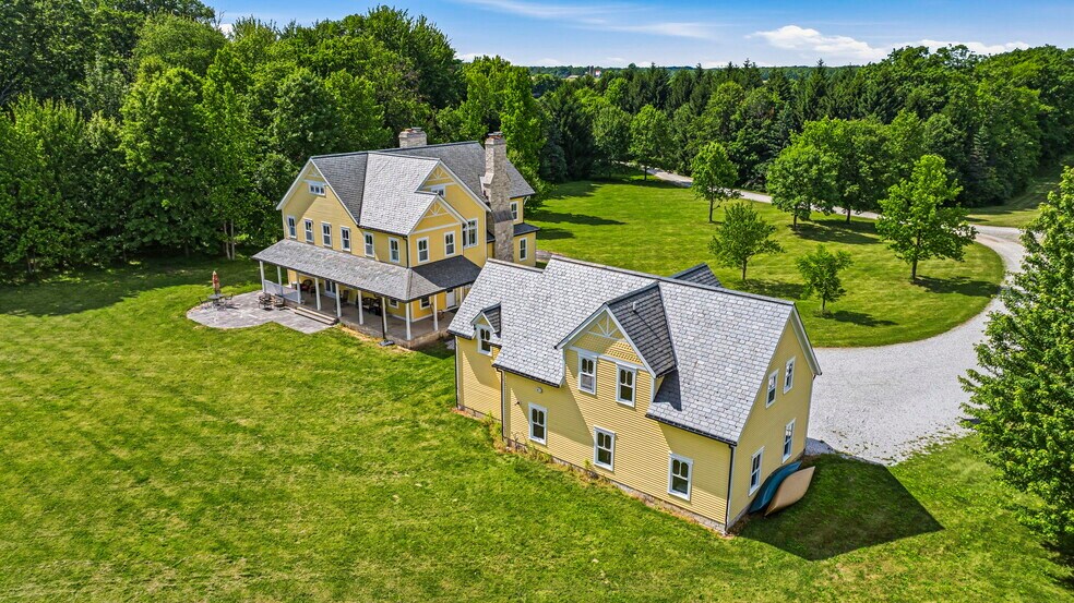 More Photos Of 3126 Mennonite Rd, Mantua Sports And Entertainment For Sale