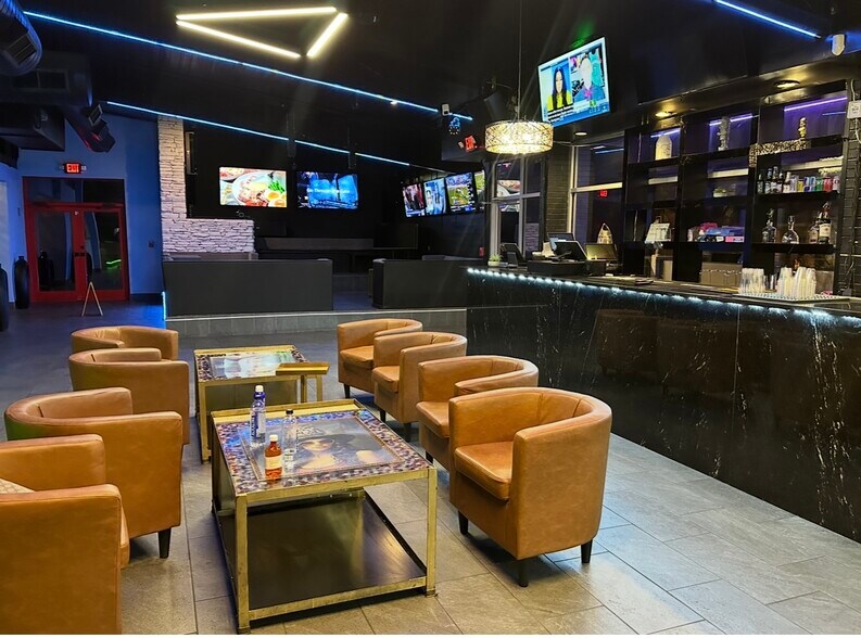 More Photos Of 832 Seigle Ave, Charlotte Restaurant For Lease