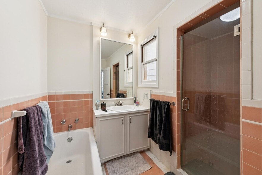 More Photos Of 2539-2541 Lombard St, San Francisco Apartments For Sale