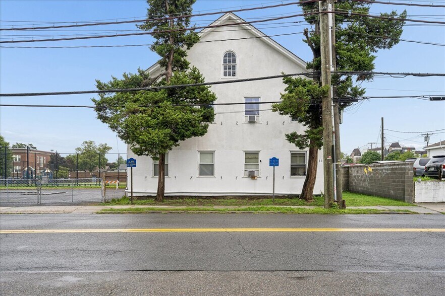 More Photos Of 115 N Barry Ave, Mamaroneck Apartments For Sale