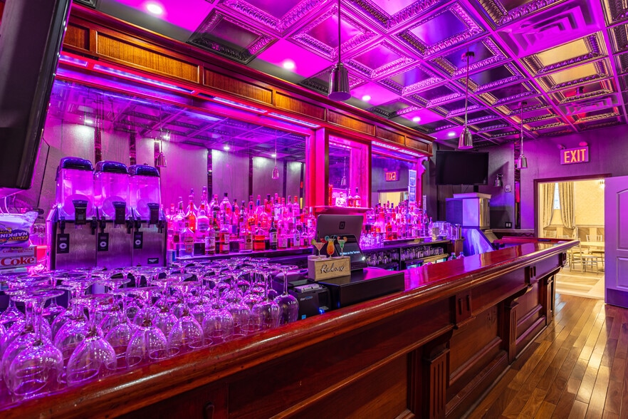 More Photos Of 404 Richmond Ter, Staten Island Specialty For Sale