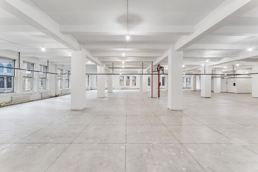 More Photos Of 902 Broadway, New York Coworking Space