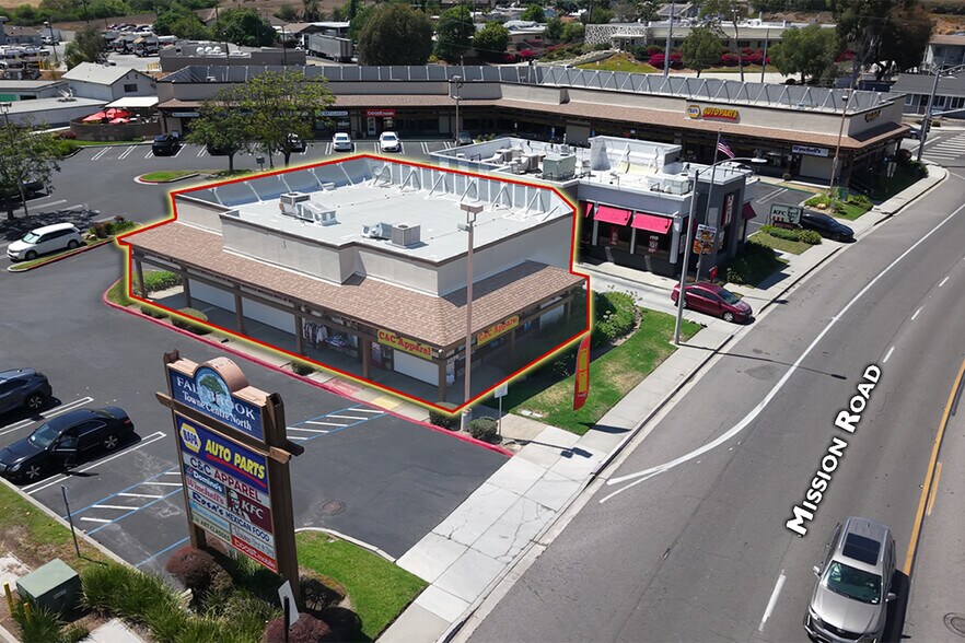 Primary Photo Of 1075-1079 S Mission Rd, Fallbrook Unknown For Lease