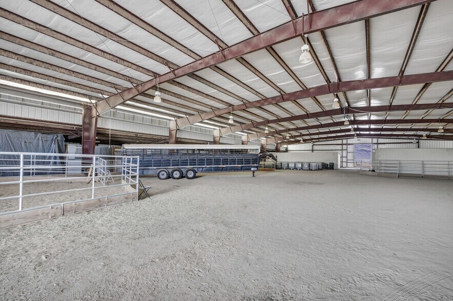 More Photos Of 5100-1 Grey Van Rd, Reno Airplane Hangar For Sale