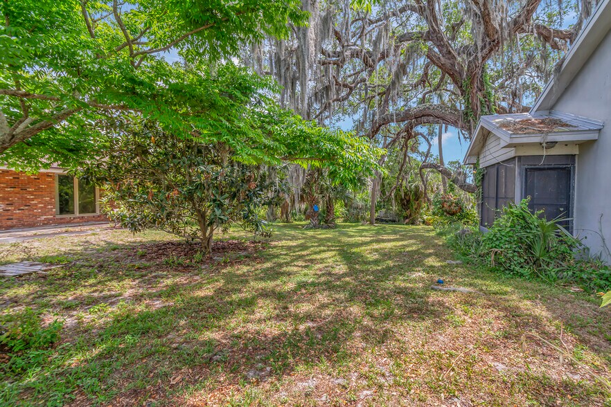 More Photos Of 625 E Melbourne Ave, Melbourne Land For Sale