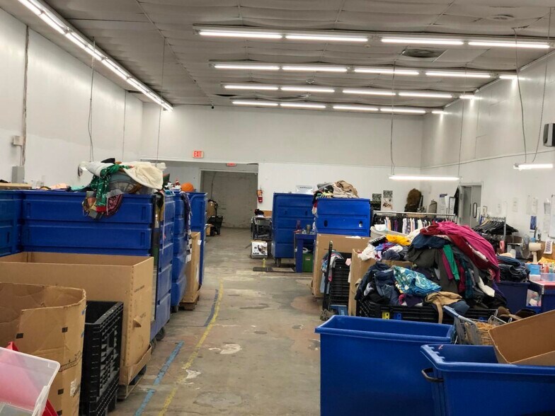 More Photos Of 12100 Highway 49, Gulfport Storefront For Lease