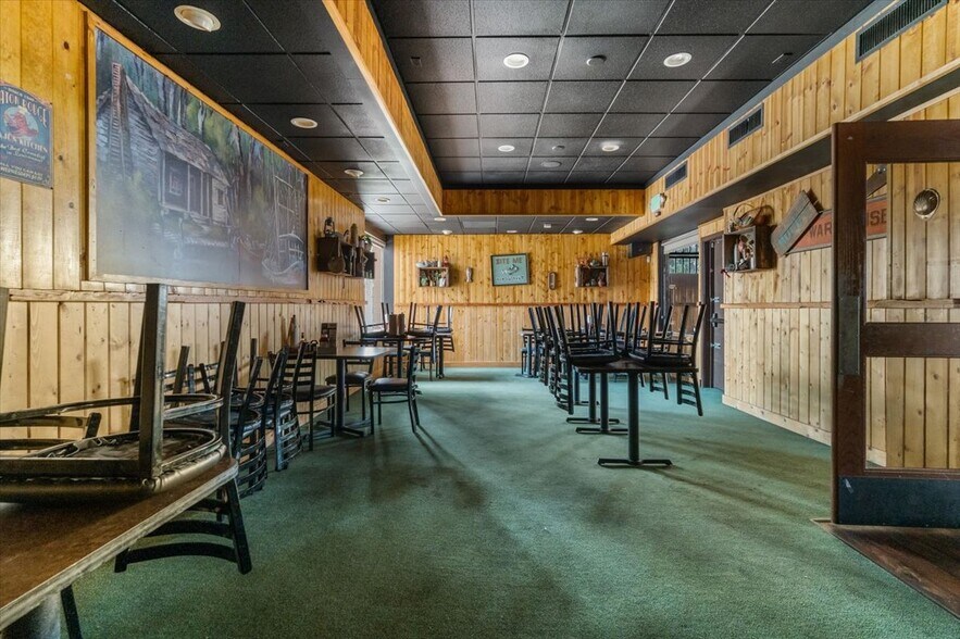 More Photos Of 2673 Mount Vernon Ave, Bakersfield Restaurant For Sale