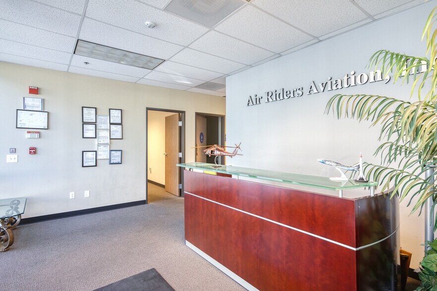 More Photos Of 1452 E Valencia Dr, Fullerton Warehouse For Lease