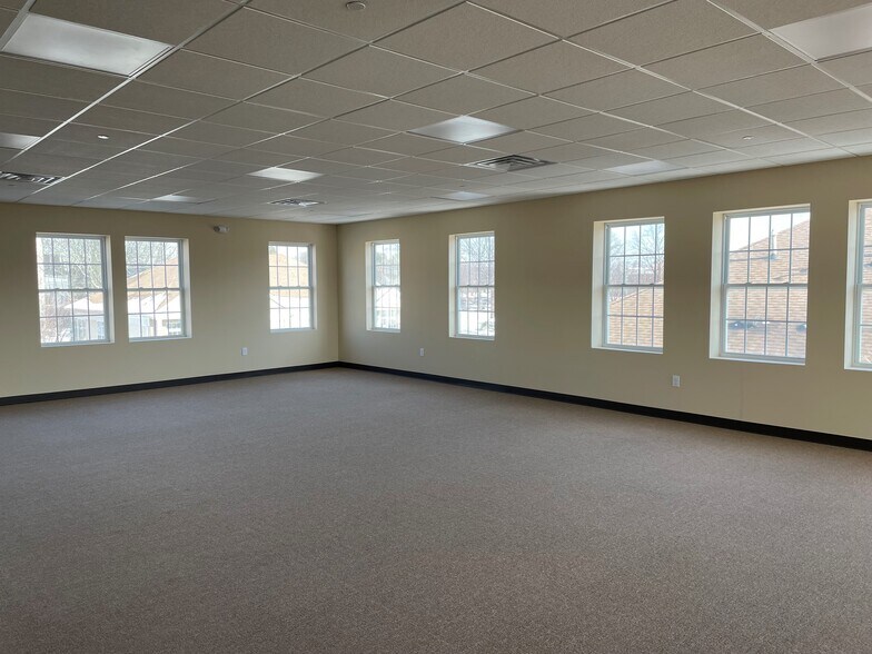 More Photos Of 250 Old New Brunswick Rd, Piscataway Unknown For Lease