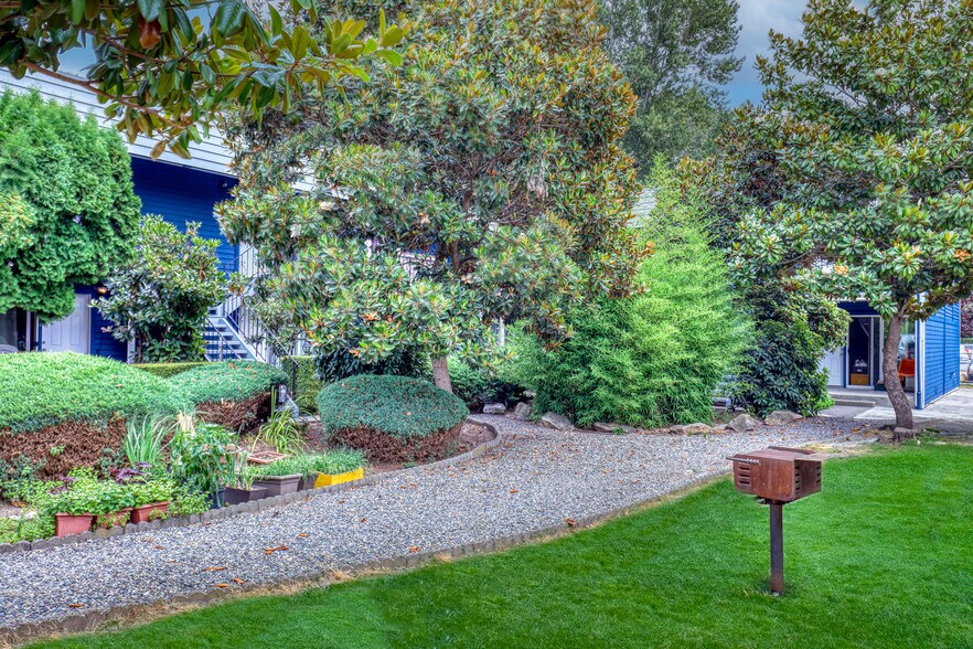 More Photos Of 720 Washington Ave N, Kent Apartments For Sale