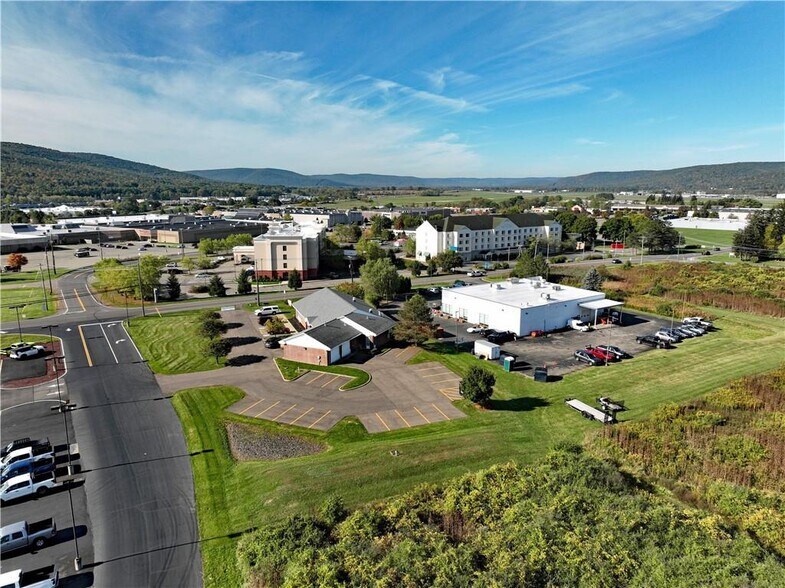 More Photos Of 226 Colonial Dr, Horseheads Office For Sale