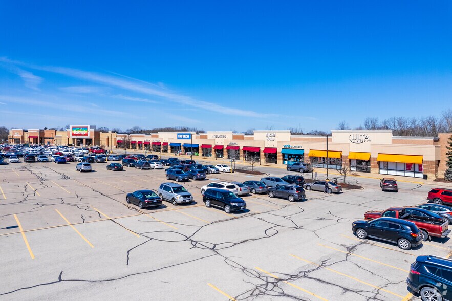 More Photos Of 5500 Washington Ave, Racine Unknown For Lease