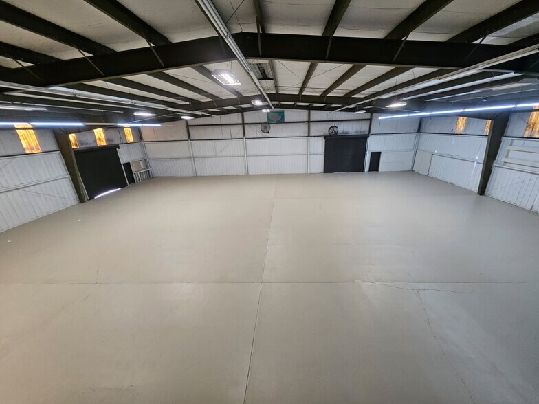 More Photos Of 131 W Duval St, Lake City Storefront Retail Office For Lease