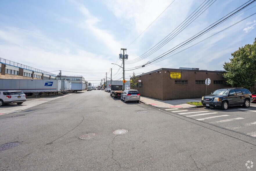 More Photos Of 179-30, 149 Ave, Jamaica Office For Lease