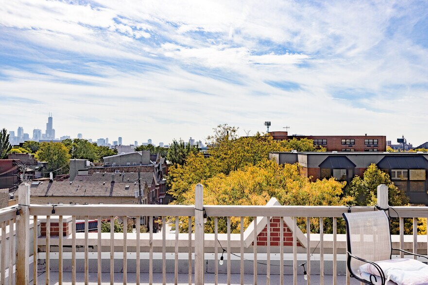 More Photos Of 1532 W Fullerton Ave, Chicago Storefront Retail Residential For Sale