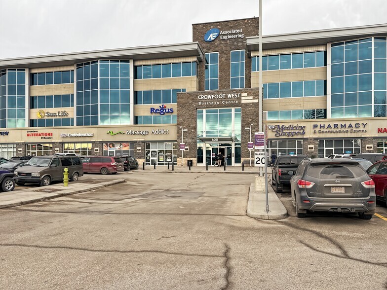 More Photos Of 600 Crowfoot Cres NW, Calgary Coworking Space