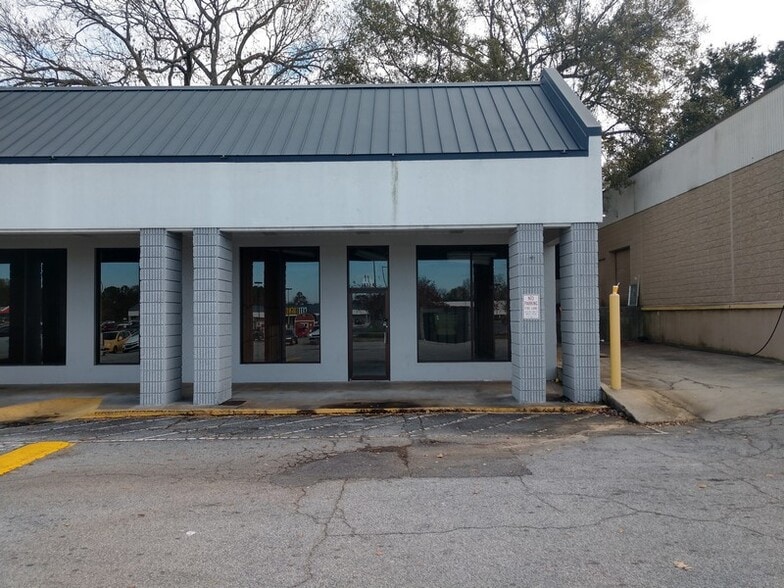 More Photos Of 1900 Veterans Blvd, Dublin Unknown For Lease