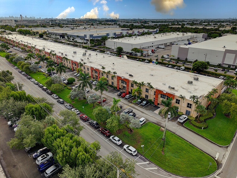 More Photos Of 8200-8358 NW 30th Ter, Doral Warehouse For Lease