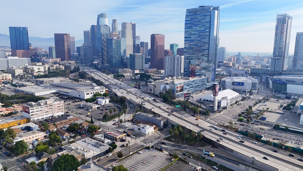 More Photos Of 1211 W 11th St, Los Angeles Apartments For Sale