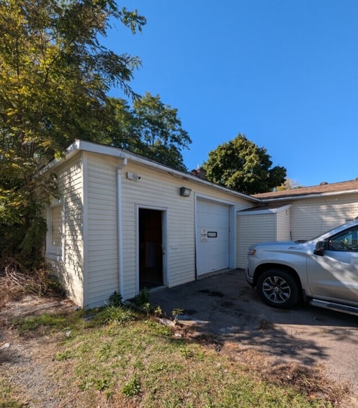 Primary Photo Of 5 Lafayette St, Plattsburgh Light Distribution For Lease