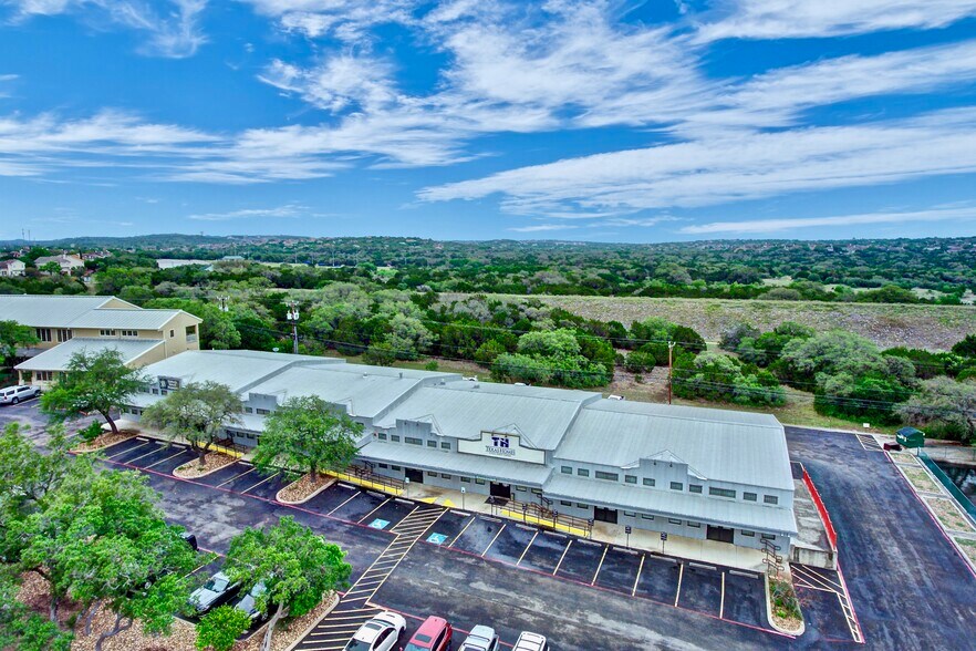 More Photos Of 21232 Gathering Oak, San Antonio Office For Lease
