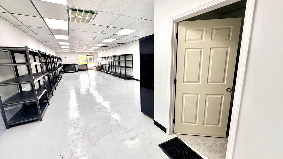 More Photos Of 713 W Southwest Loop 323, Tyler Unknown For Lease