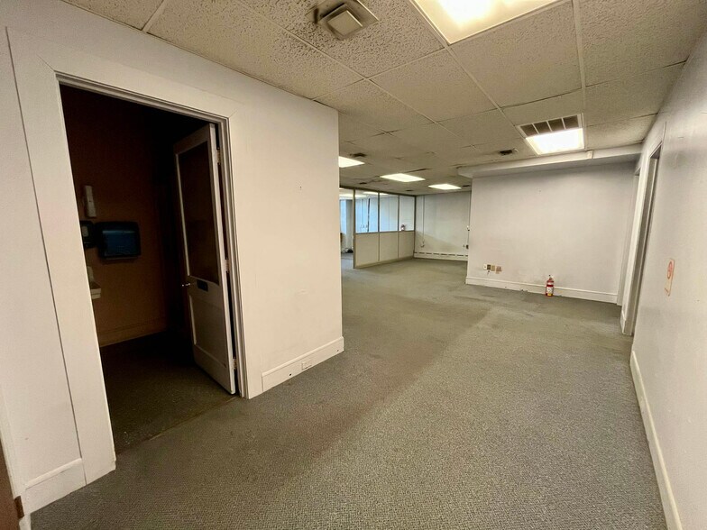 More Photos Of 1111 Maryland Ave, Baltimore Office For Lease