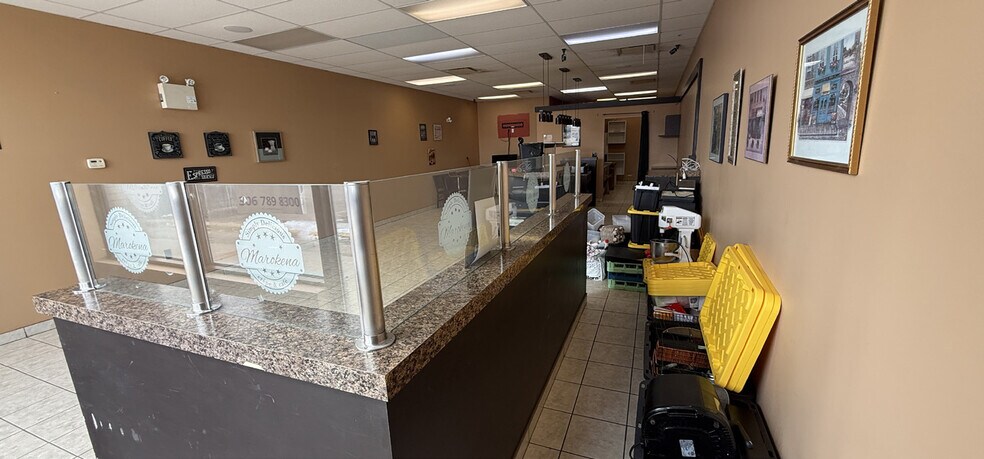 More Photos Of 5918-5966 Rochdale Blvd, Regina Storefront For Lease