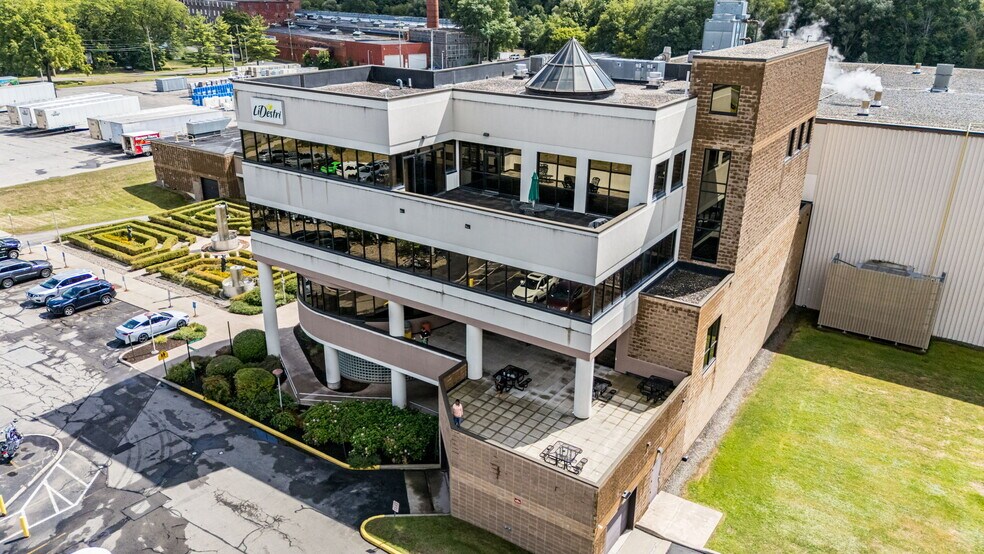 More Photos Of 815 Whitney Rd W, Fairport Warehouse For Sale