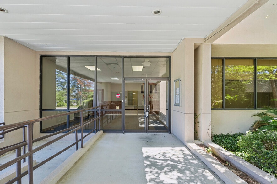 More Photos Of 3806 N Main St, Columbia Schools For Sale