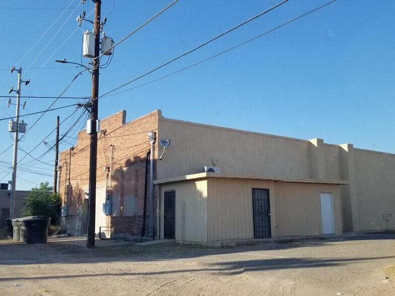 More Photos Of 936 N F Ave, Douglas Storefront Retail Office For Sale