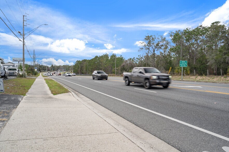 More Photos Of 1601 W Main St, Inverness Auto Dealership For Sale