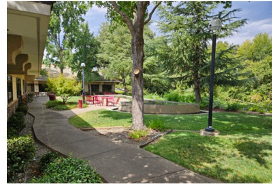 More Photos Of 550 Plaza Dr, Folsom Office For Lease