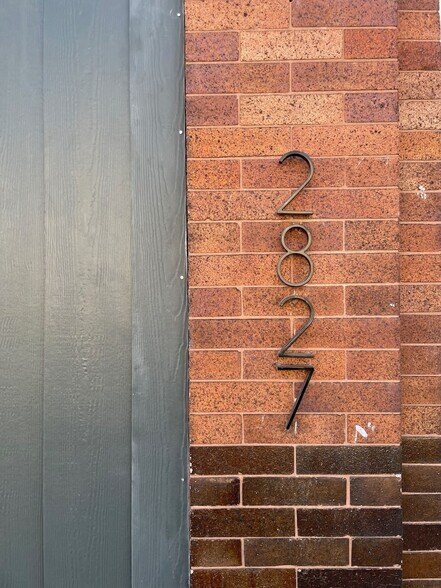 More Photos Of 2823-2827 N Central Park Ave, Chicago Apartments For Sale