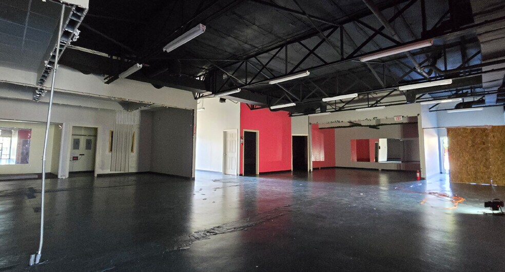 More Photos Of 1502 Shaver St, Pasadena Unknown For Lease