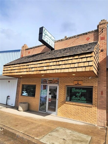 More Photos Of 5 N Central Ave, Cut Bank Restaurant For Sale