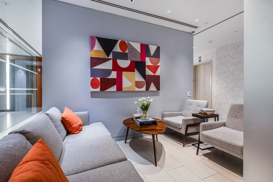 More Photos Of 1140 Avenue of the Americas, New York Coworking Space