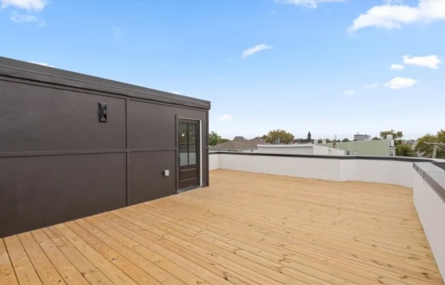 More Photos Of 108 Fleming Ave, Newark Multifamily For Sale